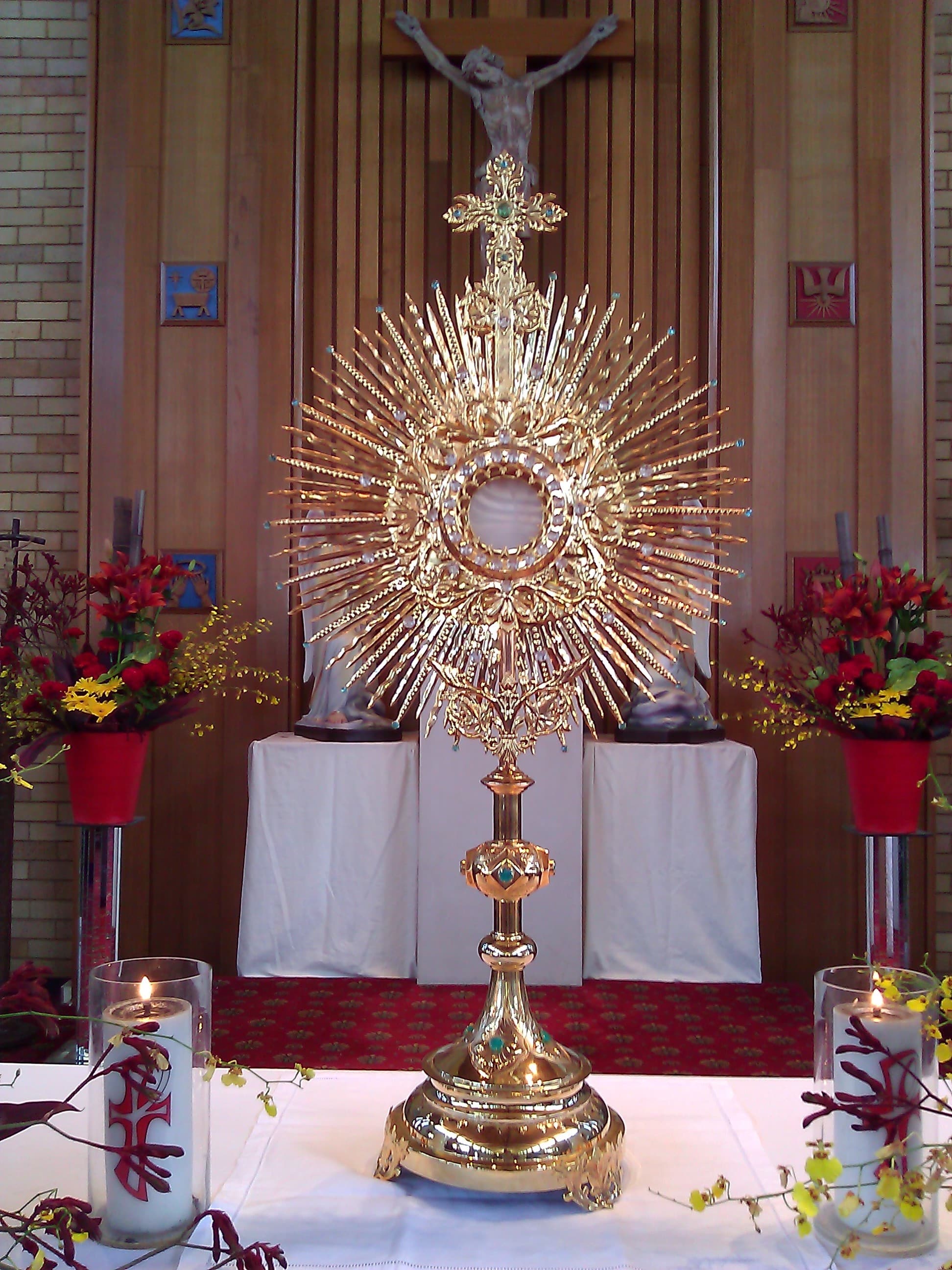 Missa com Bênção do Santíssimo